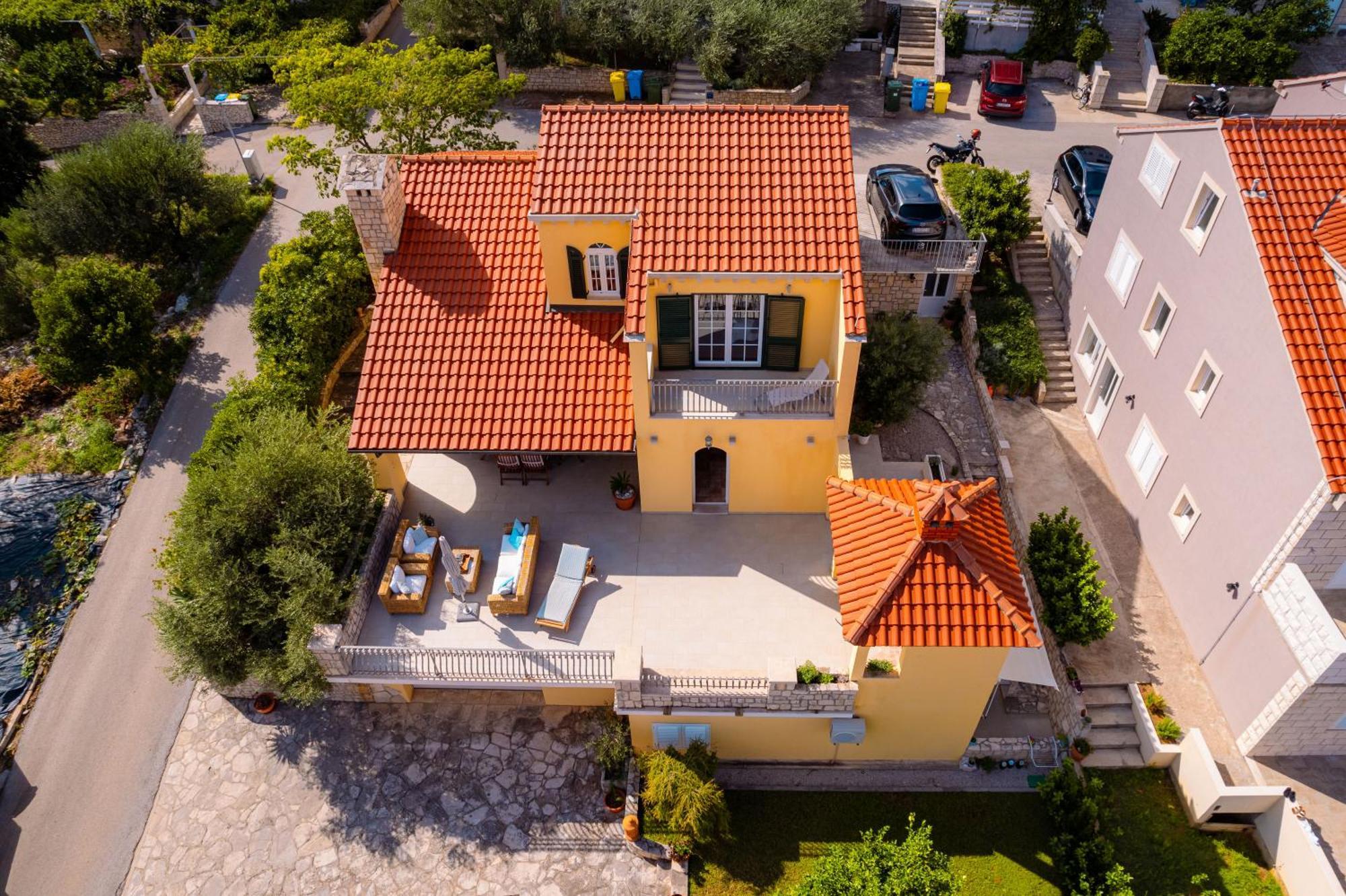 House 4 You Лумбарда Экстерьер фото