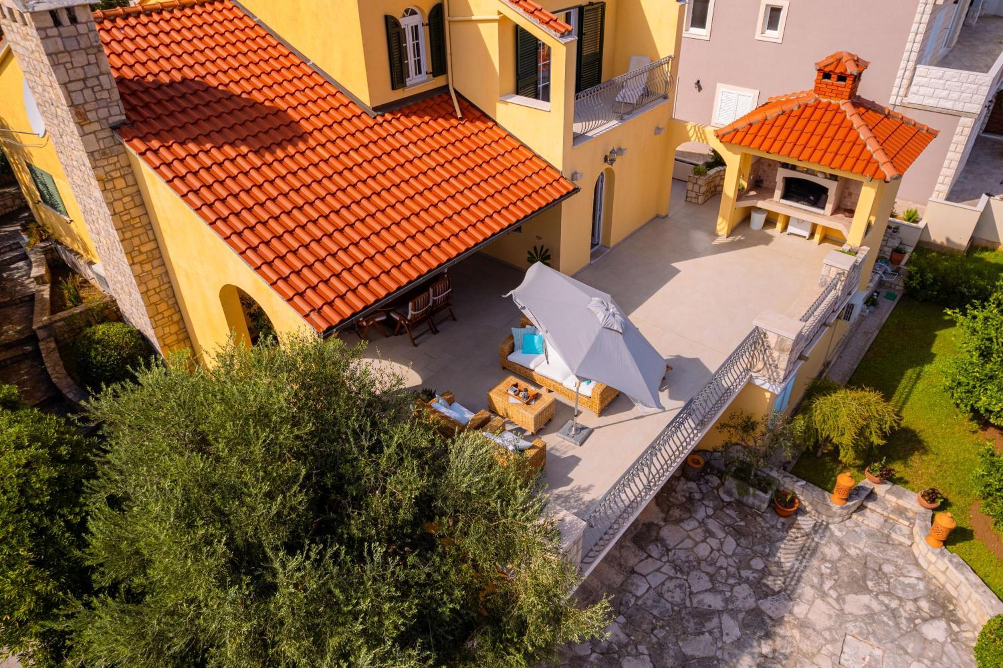 House 4 You Лумбарда Экстерьер фото